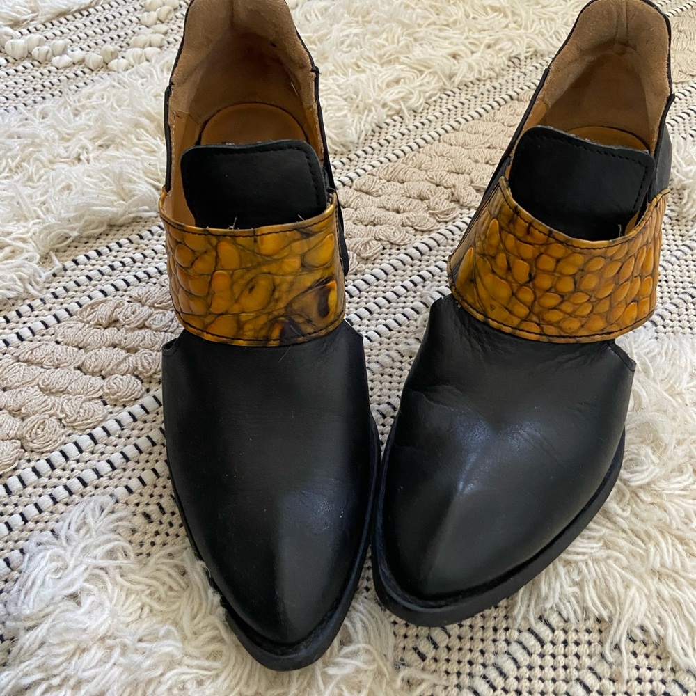 Join Fluevog boots - size 9